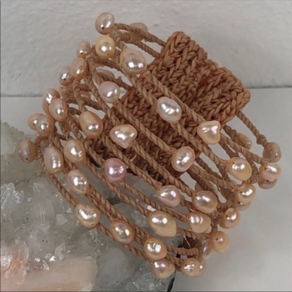 NWOT CUFF BRACELET
